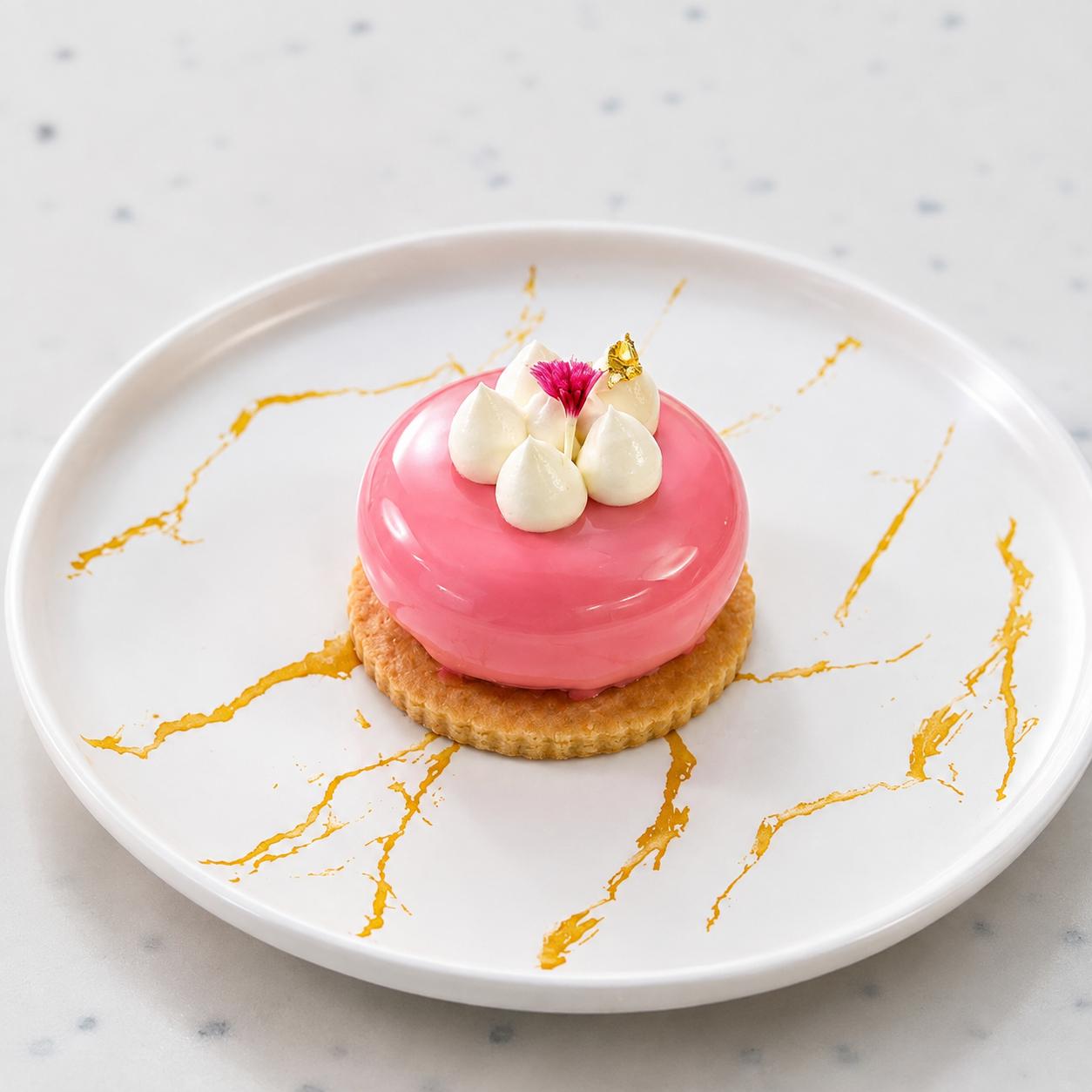 Rosen Strawberry Mousse Cake